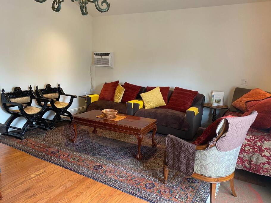 Entire Second Flr - Santa Monica Luxury Roman Villa Los Angeles Ngoại thất bức ảnh