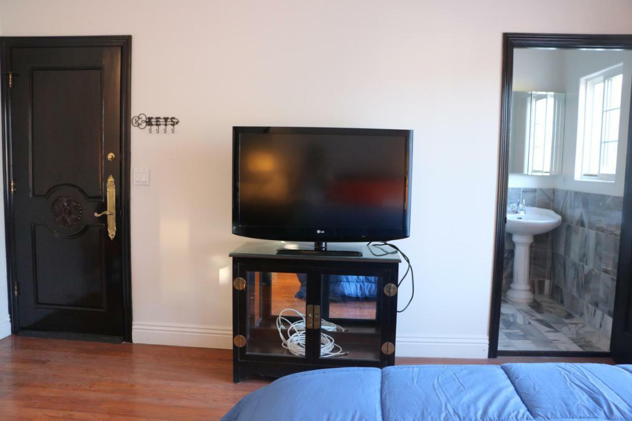 Entire Second Flr - Santa Monica Luxury Roman Villa Los Angeles Ngoại thất bức ảnh